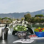 Foce Del Magra - Tra Cinque Terre E Dei Marmi Con Posto Barca * 아메그리아