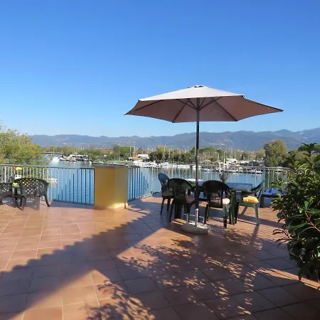 Apartment Foce Del Magra - Sul Fiume Con Posto Barca Vicino Cinque Terre