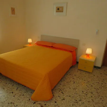 Lägenhet Alla Foce Del Magra - Tra Cinque Terre E Forte Dei Marmi Con Posto Barca *